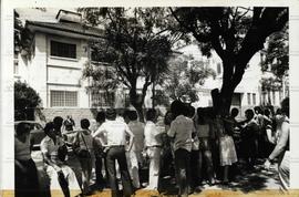 Greve dos fumageiros da fábrica Souza Cruz ([Porto Alegre-RS], 6 mar. [1979]). / Crédito: Gerson Schirmer/O Globo.