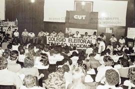 Evento não identificado [Ato contra o Colégio Eleitoral, realizado na Faculdade de Direito da USP?] (São Paulo-SP, data desconhecida). Crédito: Vera Jursys