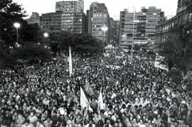 Passeata promovida da candidatura “Lula Presidente” (PT) nas eleições de 1989 (São Paulo-SP, 31 o...