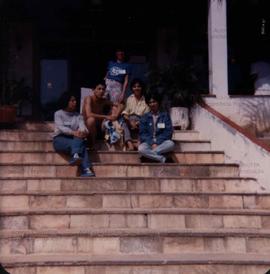 Militantes posam para foto no Instituto Cajamar (Cajamar-SP, ago. 1997). / Crédito: Autoria desco...
