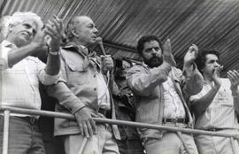 Comício da candidatura “Lula Presidente” (PT) pelas Diretas Já (Local desconhecido, 1989). / Créd...