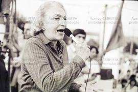 Ato da candidatura “Lula governador” (PT) em São Mateus nas eleições de 1982 (São Paulo-SP, 1982). Crédito: Vera Jursys