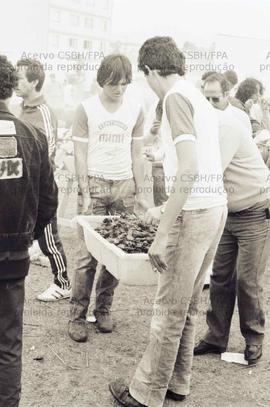 Festa da posse de diretoria do Sindicato dos Metalúrgicos de São Bernardo e Diadema (São Bernardo do Campo-SP, ago. 1984). Crédito: Vera Jursys