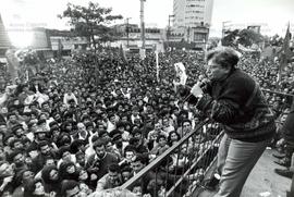 Comício da candidatura “Lula Presidente” (PT) nas eleições de 1989 (São Paulo-SP, 22 out. 1989). ...