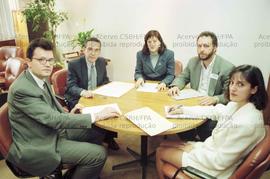 Reunião da [Comissão do Banespa?] (Local desconhecido, 1997). Crédito: Vera Jursys