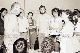 Reunião da Comissão Pró-CUT com Mario Amatto, presidente da Fiesp (Local desconhecido, 1981). Cré...