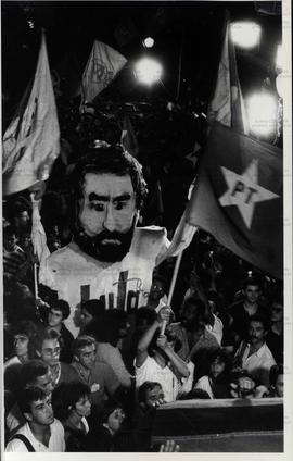 Ato em apoio à candidatura “Lula Presidente” nas eleições 1989 (Local desconhecido, 1989). / Créd...