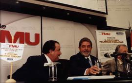 Participação da candidatura “Lula Presidente” no Seminário “A crise das políticas públicas”, realizado pela FMU (São Paulo-SP, 2002) / Crédito: Autoria desconhecida