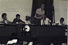 Assembleia do Sindicato dos Médicos de São Paulo (Local desconhecido, 07 nov. 1985). Crédito: Vera Jursys