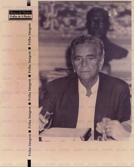 Retrato do prefeito Marcello Alencar (PDT) (Rio de Janeiro-RJ, 4 jan. 1991). / Crédito: Fernando Rabelo/Folha Imagem.