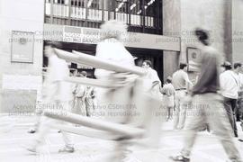 Greve dos bancários da Nossa Caixa, na Rua XV de Novembro (São Paulo-SP, 30 set. 1993). Crédito: ...