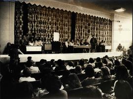 Assembleia dos Professores de São Paulo no Colégio Santa Inêz (São Paulo-SP, [23 ago. 1978?]). / Crédito: Eliana Assumpção.