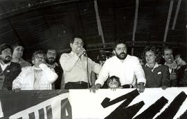 Comício da candidatura “Lula Presidente” (PT) na praça da Sé nas eleições de 1989 (São Paulo-SP, 17 set. 1989). / Crédito: Raquel Camargo