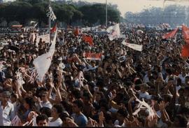 Comício da candidatura “Suplicy Prefeito” (PT) nas eleições de 1985 (São Paulo-SP, 1985). / Crédito: Autoria desconhecida
