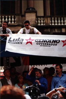 Lançamento da candidatura “Genoníno Governador” nas eleições de 2002 (São Paulo-SP, 6 jul 2002) / Crédito: Olivio Lamas