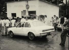Visita de estudantes aos presos políticos (Salvador-BA, 6 mai. 1978).  / Crédito: Autoria desconhecida.
