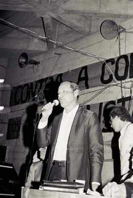Ato contra a condenação dos sindicalistas do ABC pela LSN (São Paulo-SP, 1982). Crédito: Vera Jursys