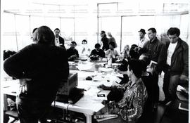 [Reunião de coordenadores?] da campanha Lula presidente, no comitê nacional, nas eleições de 1994 (São Paulo, 1994). / Crédito: Vera Jursys.