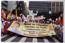 Caminhada pela Paz realizada na Praça da Sé, no contexto de morte do prefeito petista Celso Danie...
