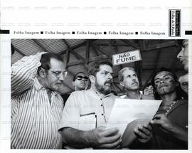 Visita da campanha Lula presidente à cidade de Linhares (ES) nas eleições de 1994 (Linhares-ES, [7] jun. 1994). / Crédito: Paulo Giandalia/Folha Imagem.