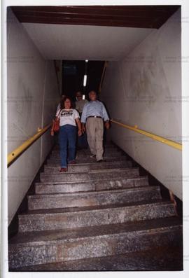Atividade da candidatura &quot;Genoino Governador&quot; (PT) no metrô de São Paulo nas eleições de 2002 (São Paulo-SP, 2002) / Crédito: Cesar Hideiti Ogata