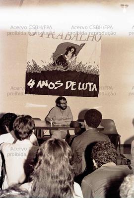 Atos em comemoração aos 4 anos do jornal O Trabalho (Local desconhecido, 1982). Crédito: Vera Jursys