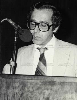 Retrato de Antenor Ferrari, deputado estadual pelo MDB-RS (Porto Alegre-RS, [1979?]). / Crédito: Autoria desconhecida.