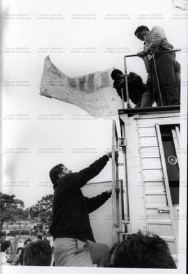 Ato da candidatura “Lula Presidente” (PT) em porta de fábrica nas eleições de 1989 (São Bernardo ...