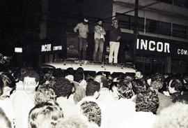 Ato da Campanha pela Jornada de 40h, promovido pelo Sindicato dos Metalúrgicos de Santo André (Santo André-SP, 16 abr. 1985). Crédito: Vera Jursys