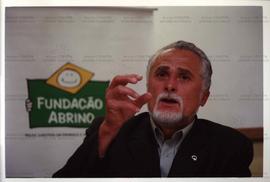 Apresentação do Programa de Governo da candidatura &quot;Genoino Governador&quot; (PT) a empresários da Fundação Abrinq nas eleições de 2002 (São Paulo-SP, 2002) / Crédito: Cesar Hideiti Ogata