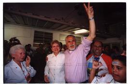 Atividade da candidatura “Genoino Governador” (PT) nas eleições de 2002 (São Paulo-SP, 2002) / Crédito: César Ogata