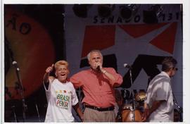 Comício da candidatura &quot;Genoino Governador&quot; (PT), nas eleições de 2002 ([São Paulo-SP], 2002) / Crédito: Cesar Hideiti Ogata