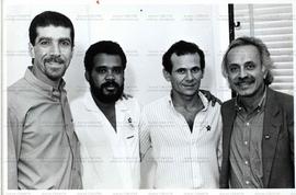 Retrato de candidaturas do PT nas eleições de [1994?] (Rio de Janeiro, [1994?]). / Crédito: Jorge Nunes