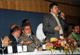 Comício da candidatura &quot;Lula Presidente&quot; (PT) nas eleições de 2002 (Paraná, 2002) / Crédito: Autoria desconhecida