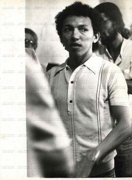 Retrato de Edval Nunes da Silva (Cajá), militante do movimento estudantil e da pastoral de Olinda ([Pernambuco?], [1978]).  / Crédito: Autoria desconhecida.
