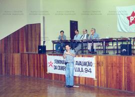 Seminário de avaliação, promovido pela candidatura “Lula Presidente” (PT) no Colégio Caetano de Campos, nas eleições de 1994, (São Paulo-SP, 1994). / Crédito: Autoria desconhecida