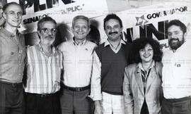 Sessão de fotos de candidaturas do PT com Lula durante a Campanha de 1990 (Local desconhecido, 1990). / Crédito: Atelier Teca Cunha Santos