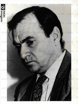 Retrato do deputado federal César Maia (PMDB) (Local desconhecido, [1992?]). / Crédito: Autoria desconhecida/Folha Imagem.