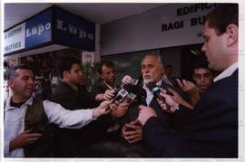 Entrevista concedida por Genoino (PT) na Rádio 89 FM, A Rádio Rock, nas eleições de 2002 (São Paulo-SP, 2002) / Crédito: Cesar Hideiti Ogata