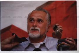 Entrevista coletiva à imprensa concedida por José Genoino (PT) nas eleições de 2002 ([São Paulo-SP?], 2002) / Crédito: Autoria desconhecida