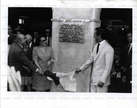 Inauguração do Centro Integrado de Educação Pública/CIEP (Rio de Janeiro-RJ, 9 jun. 1992). / Créd...